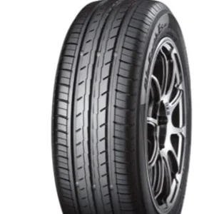 YOKOHAMA BLUEARTH-ES ES32 175/70 R13 82T Noutate